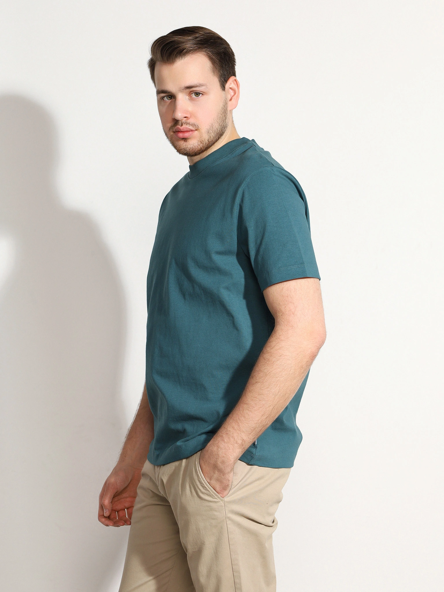 Футболка зеленого цвета из хлопка